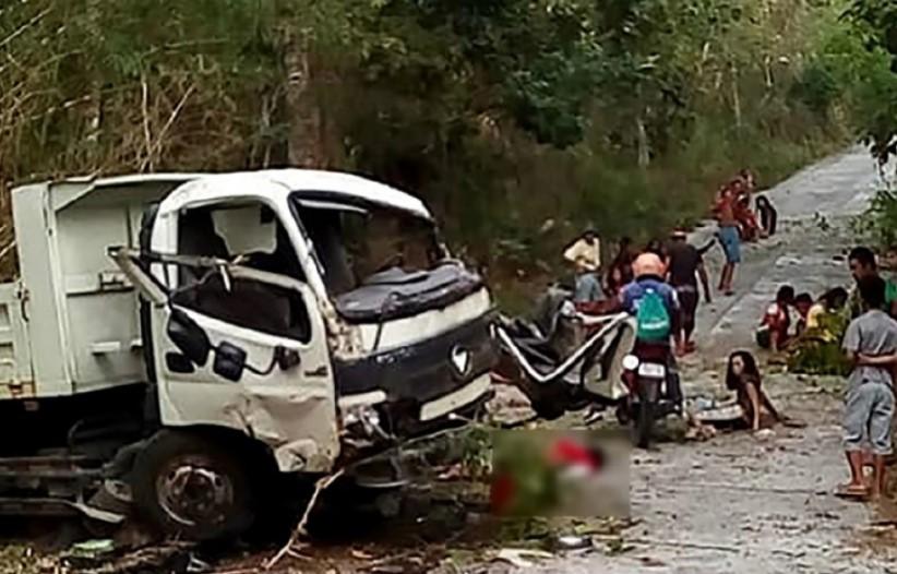 Teška nesreća na Filipinima: Kamion pao u provaliju