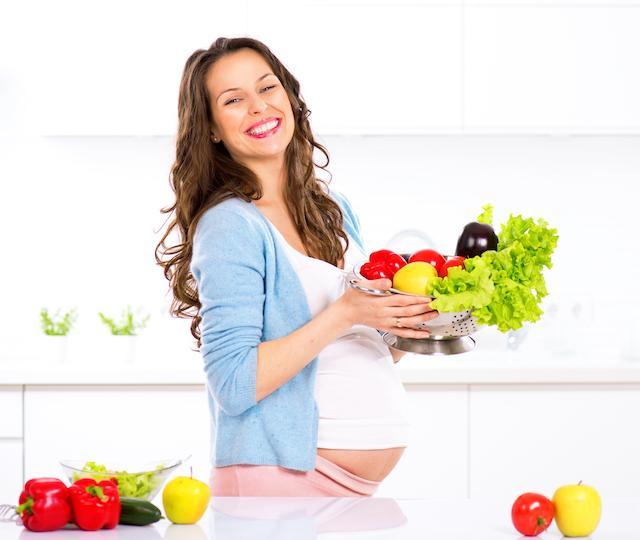 Koliko je važna zdrava prehrana u trudnoći za dječije kosti