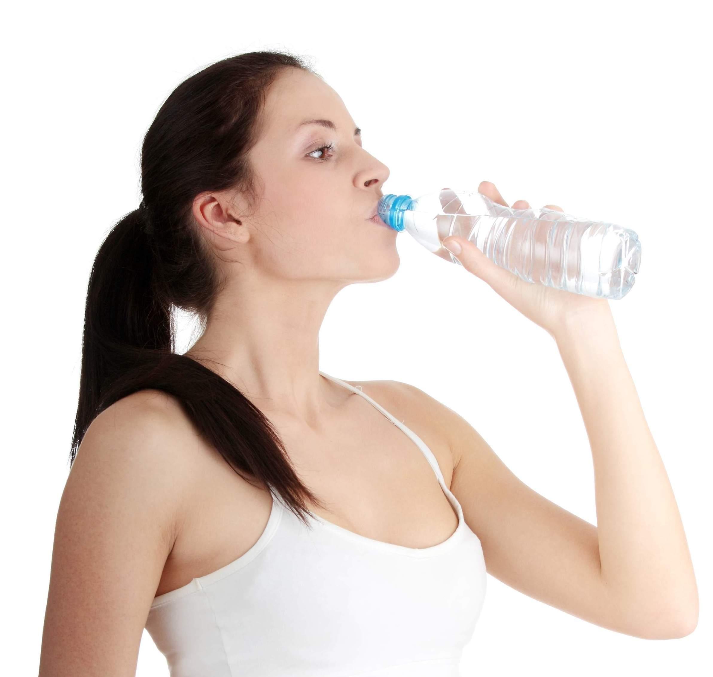 Prosječna potreba organizma za vodom iznosi dva i po litra dnevno - Avaz