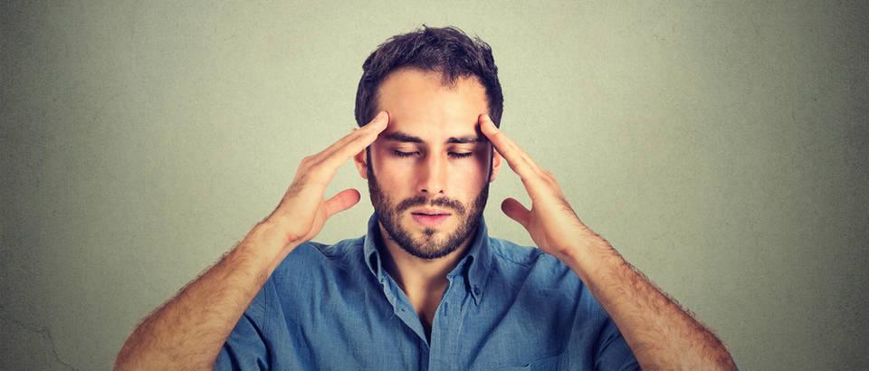 Tip - klaster glavobolja se češće javlja kod muškaraca - Avaz