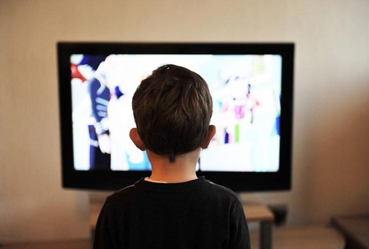 Djeca postaju troma zbog tv i pametnih telefona - Avaz