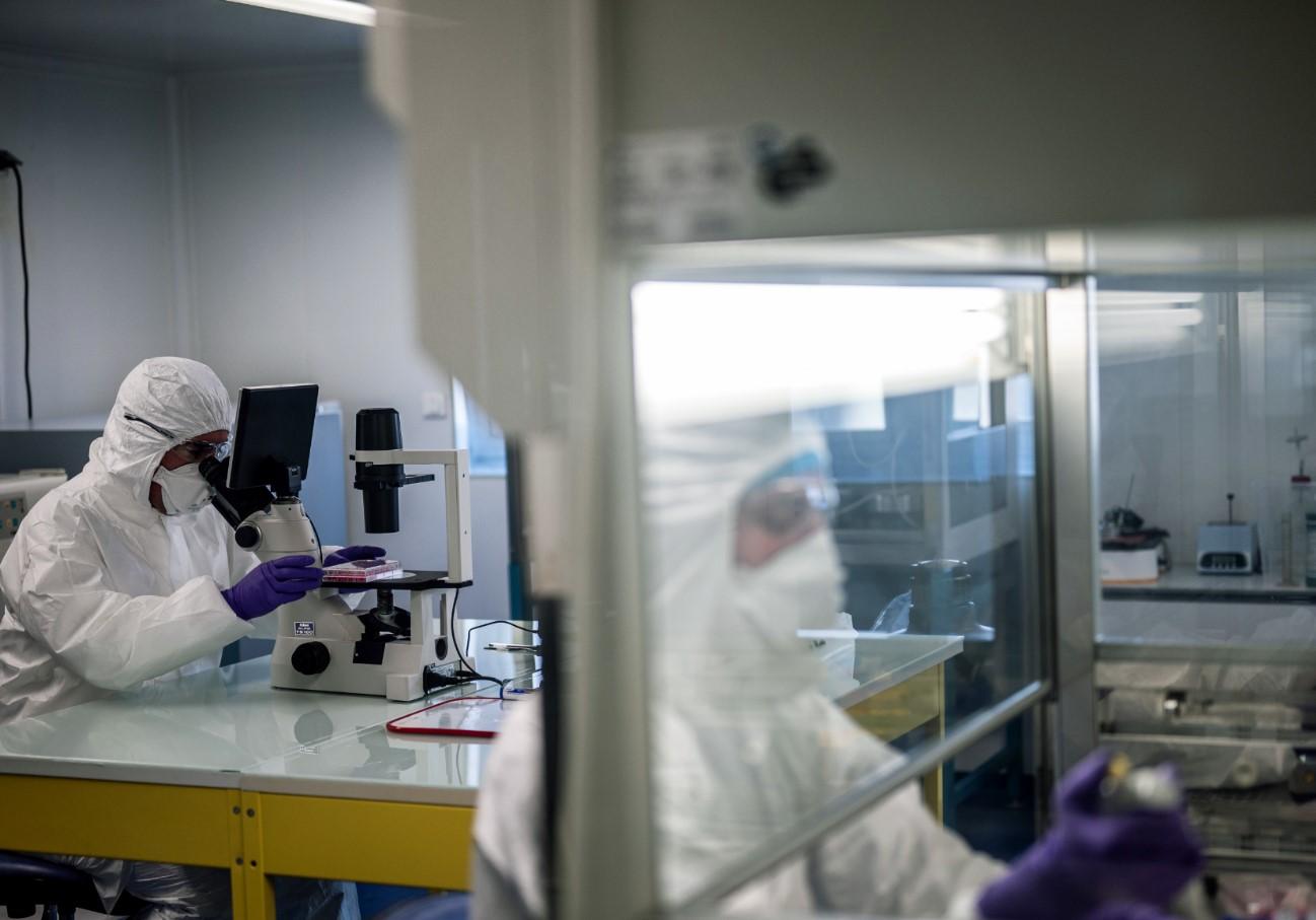 Koronavirus možda nikad neće u potpunosti nestati: Postoje tri moguća ishoda pandemije