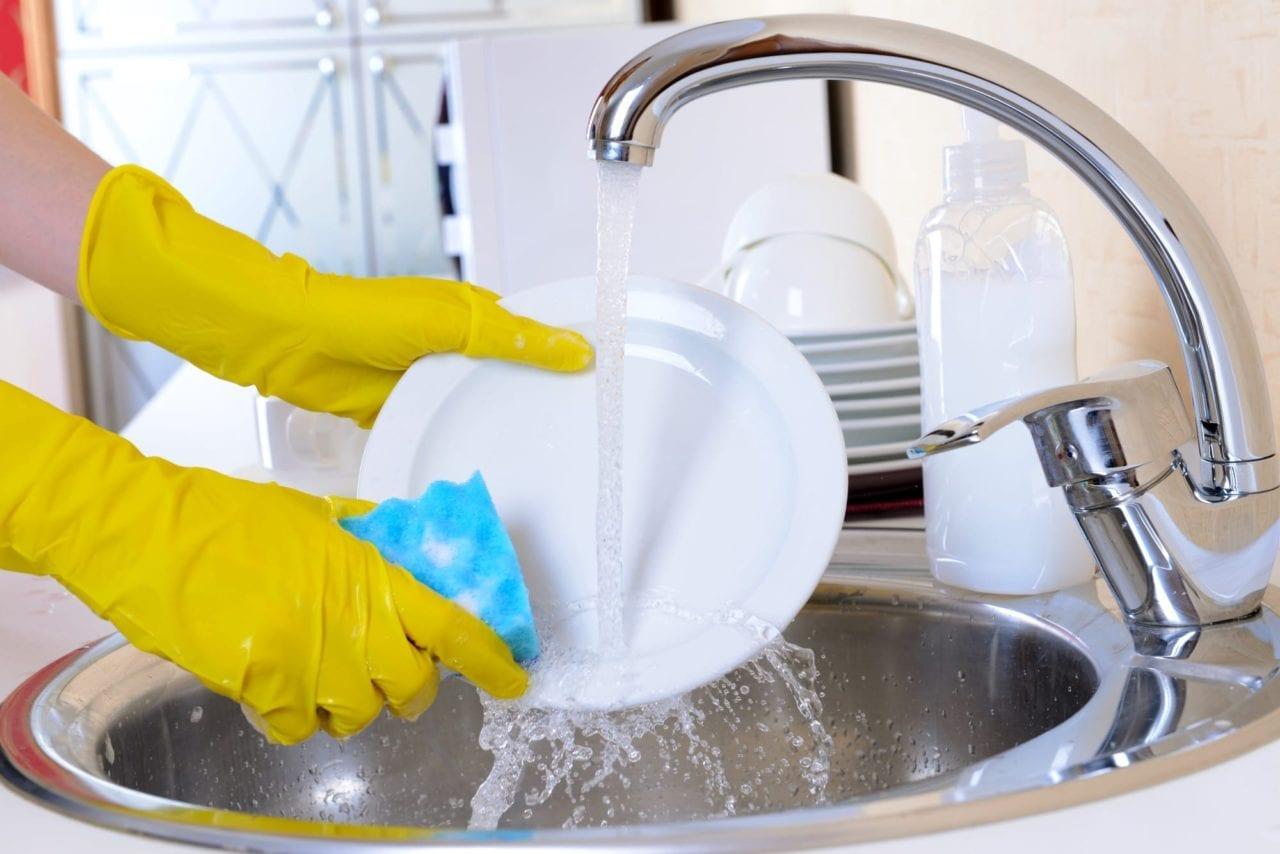 Pranje sudova je samo rutina bez primamljivog cilja - Avaz