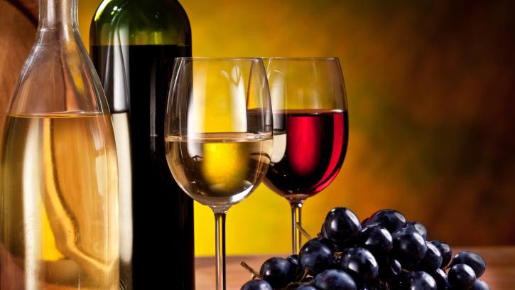 Prepolovila se prodaja i izvoz vina, šta će biti s novom berbom?