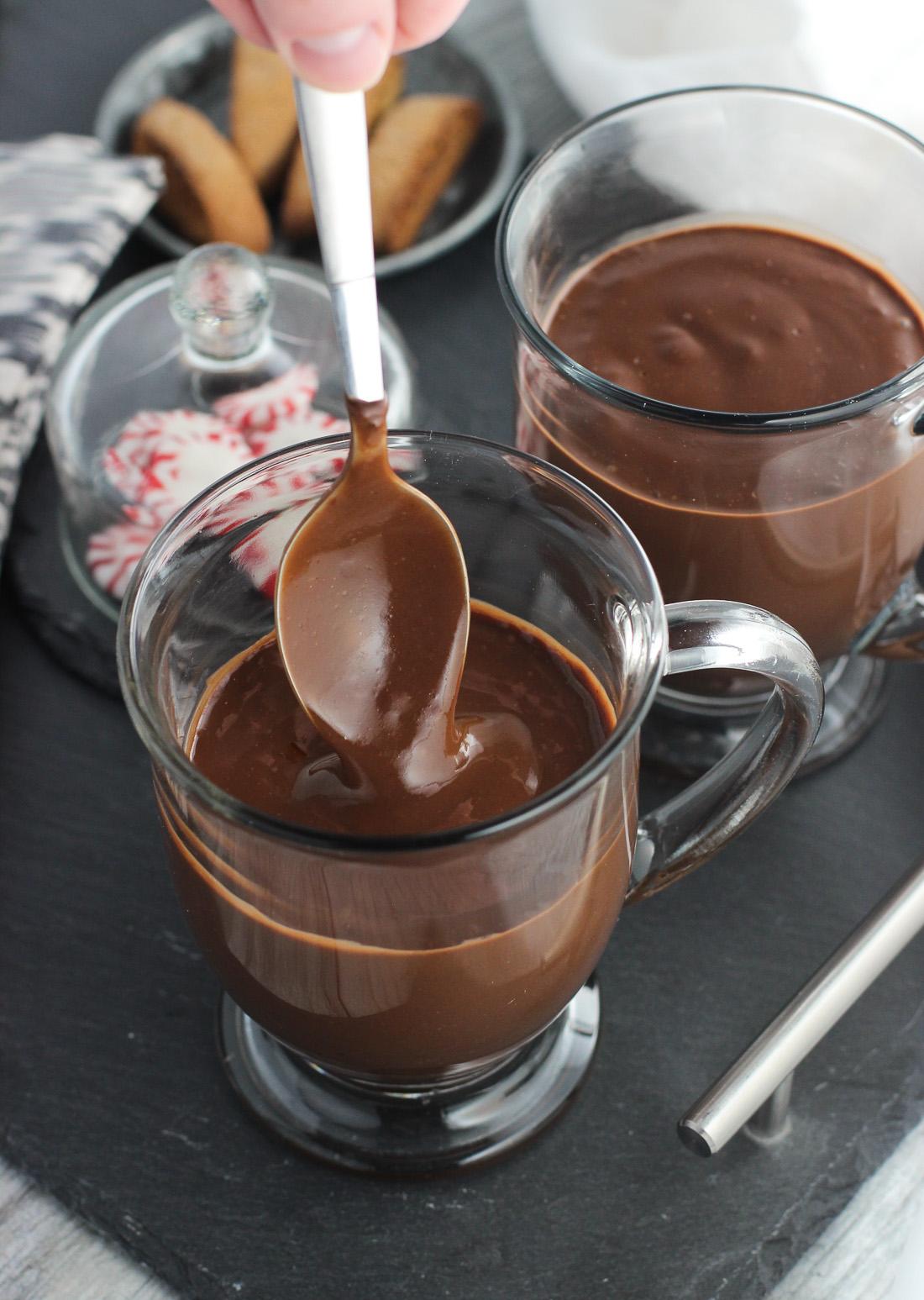 Topla čokolada smanjuje rizik od demencije