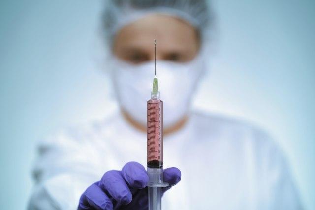 Traže obustavu vakcinacije protiv gripe nakon smrti 13 ljudi