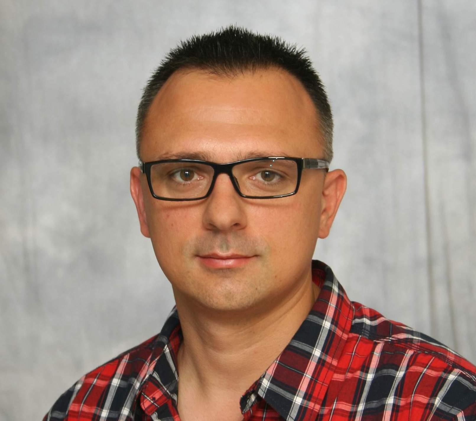 Dr. Edin Buljugić, fizijatar - Avaz