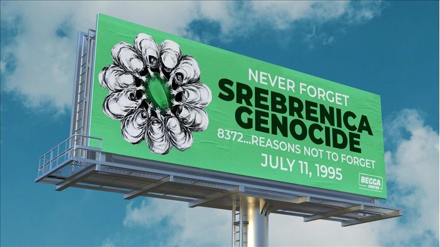 U Čikagu postavljen bilbord: "Never Forget Srebrenica Genocide"