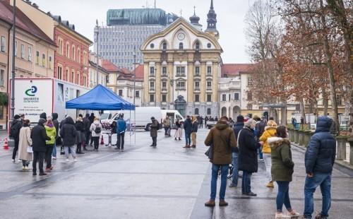 Vlada Slovenije danas o odluci o djelomičnom ukidanje PCT-a i karantina