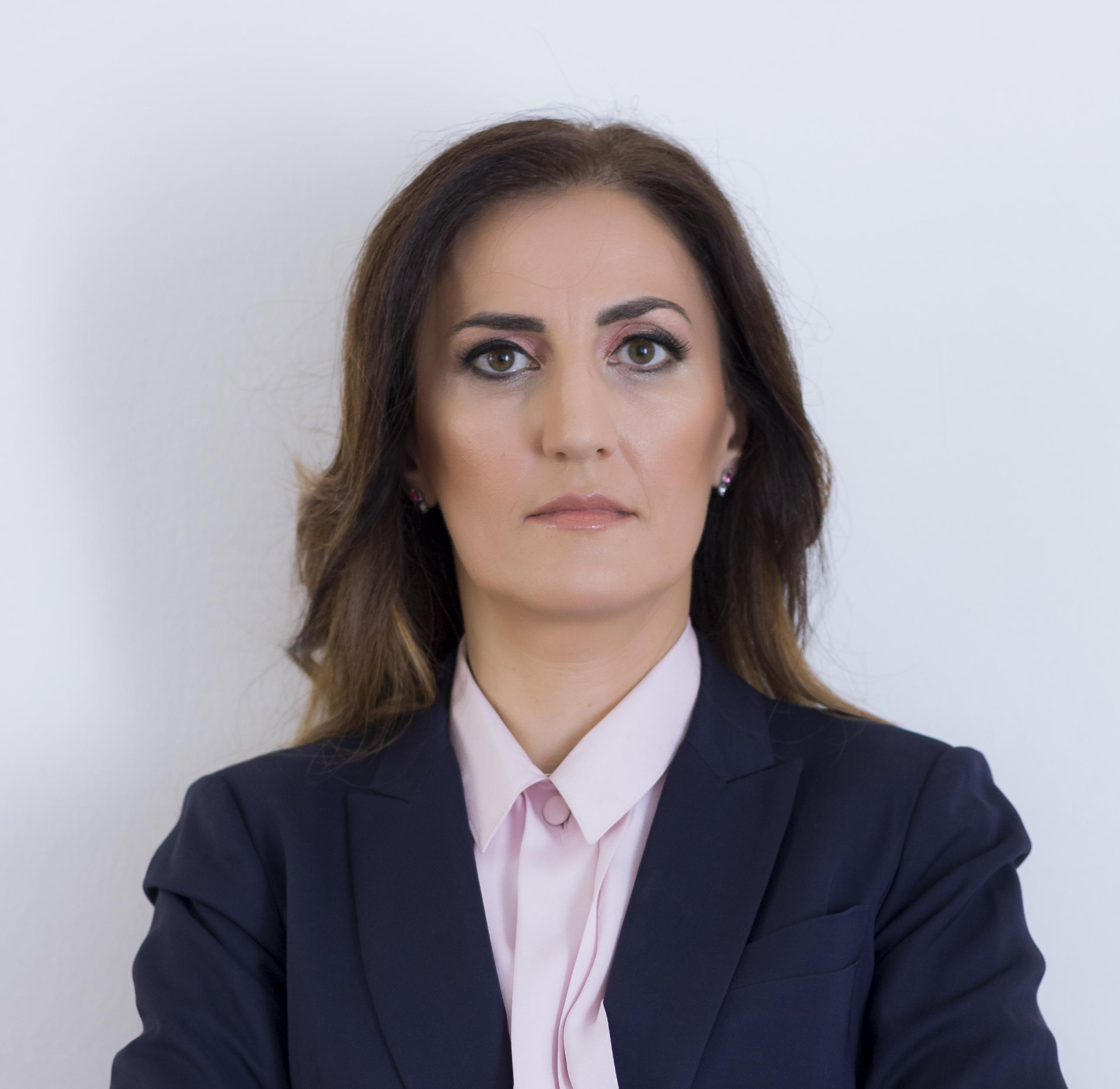 Dr. Enesa Begović, oftalmologinja - Avaz