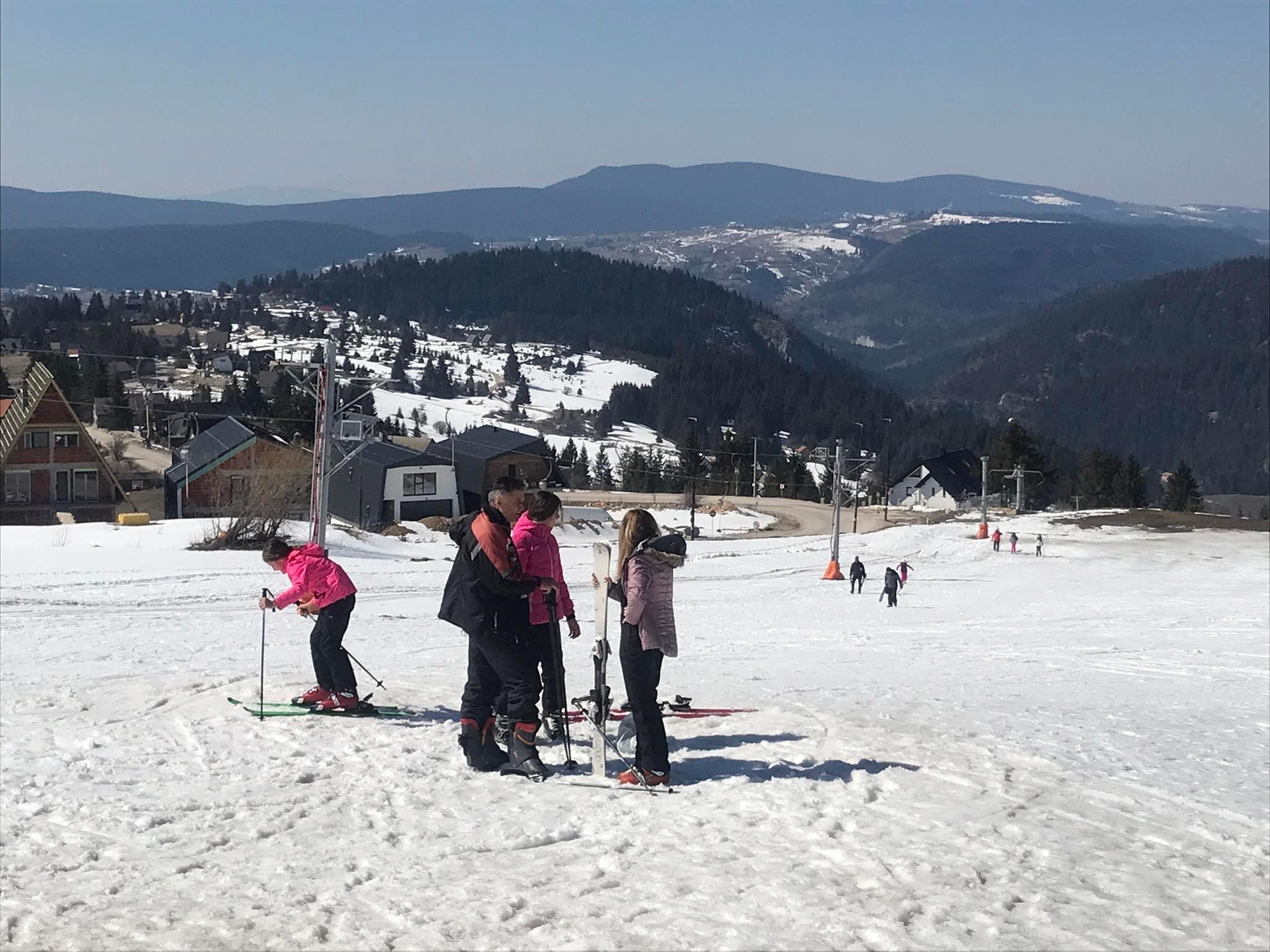 Problemi na Vlašiću: Pukla sajla na dječijem ski-liftu