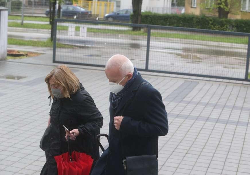 Golić u pratnji advokatice došao na suđenje - Avaz