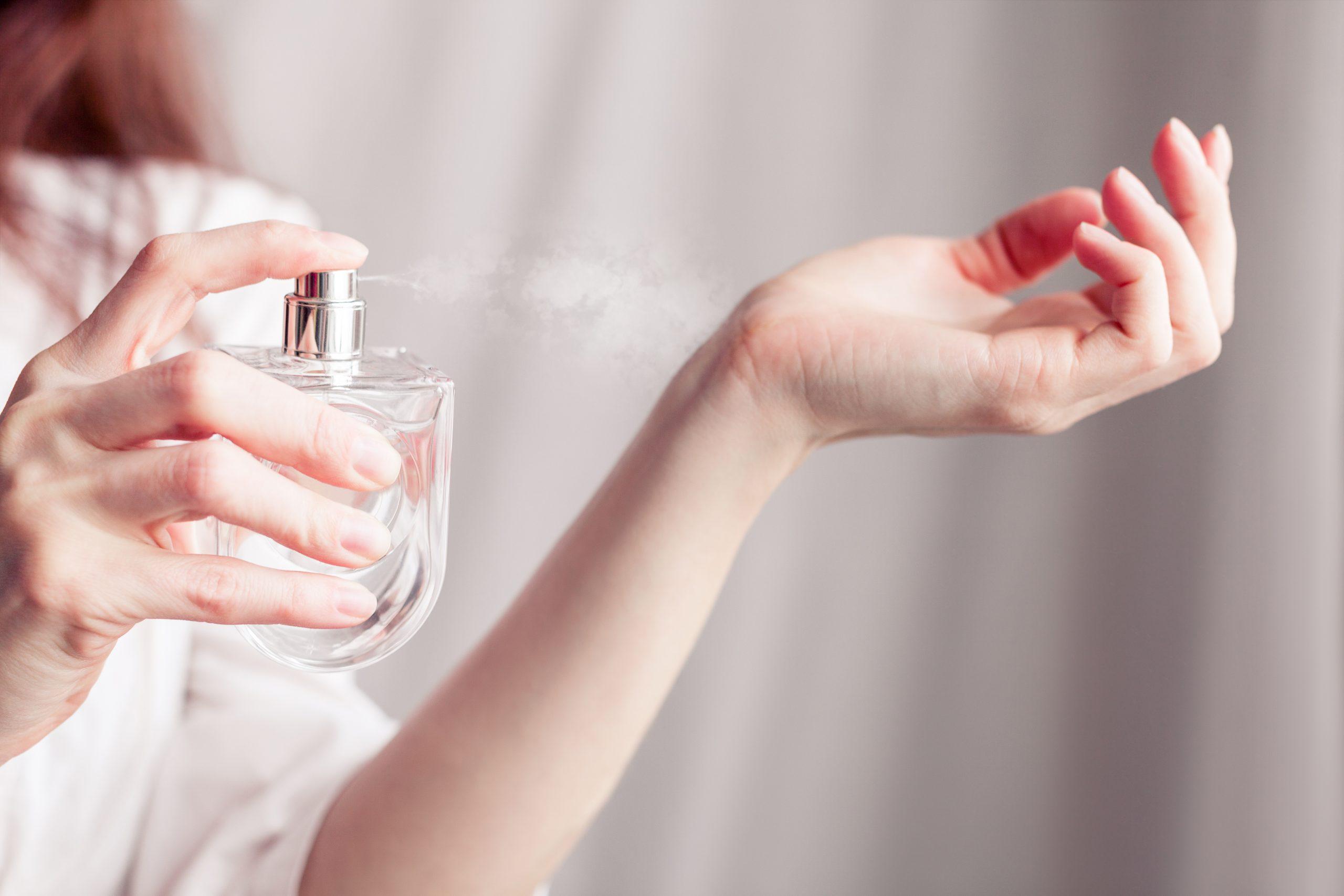 Odličan trik za testiranje parfema u trgovini