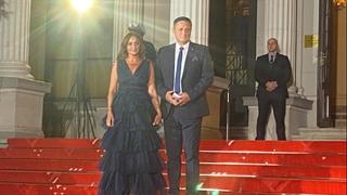 Uoči uručenja nagrada "Srce Sarajeva": Na crvenom tepihu i Denis Bećirović sa suprugom