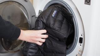 Kako oprati zimsku jaknu u veš-mašini, a da je ne uništite