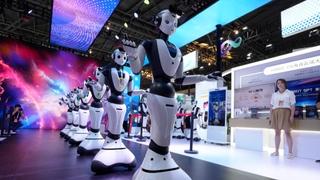 Konferencija u Ženevi: Roboti obećali da ljudima neće krasti poslove ni ustati protiv čovječanstva