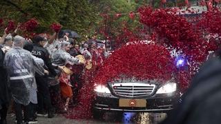 Građani Redžepa Tajipa Erdoana zasuli laticama ruža