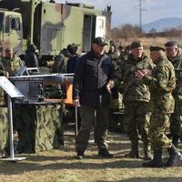 Specijalac Vojske Srbije nestao poslije skoka iz helikoptera, povrijeđen i podoficir
