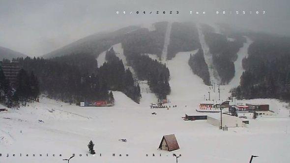 Snijeg na Bjelašnici  - Avaz