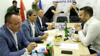Bošnjačka stranka večeras odlučuje o učešću u Vladi Crne Gore