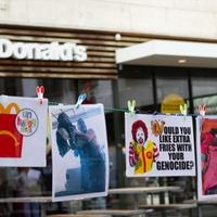 Protest protiv Izraela ispred podružnica McDonald'sa u Nizozemskoj
