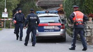 Slučaj koji je potresao Austriju: Sina (12) držala u transporteru za pse, izgladnjivala ga i mučila