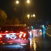 Foto + video / Jaka kiša stvorila probleme vozačima u Sarajevu: Velike gužve na ulicama glavnog grada