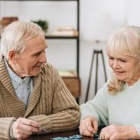 Manje poznati znak demencije koji možemo primijetiti tokom razgovora s nekim
