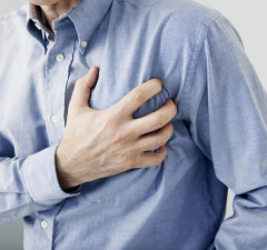Krvni ugrušak koji začepi koronarnu arteriju direktni je uzrok infarkta