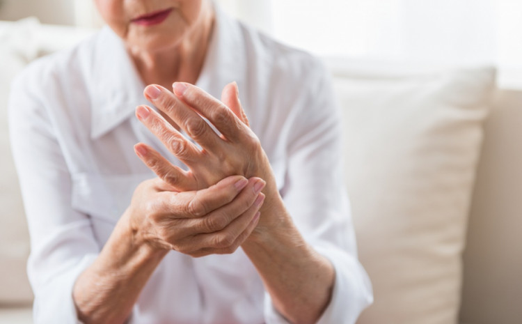 Artritis je jedna od najčešćih bolesti kod starijih od 65 godina