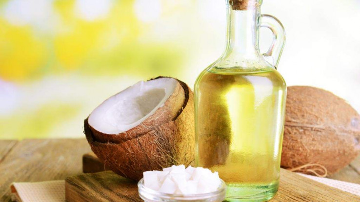Kokosovo ulje se koristi i za njegu kose